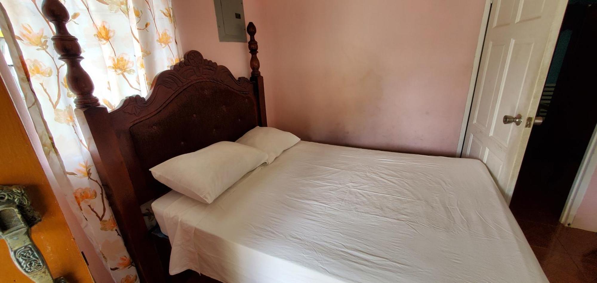 Little Shaw Park Guest House Ocho Rios Exteriör bild