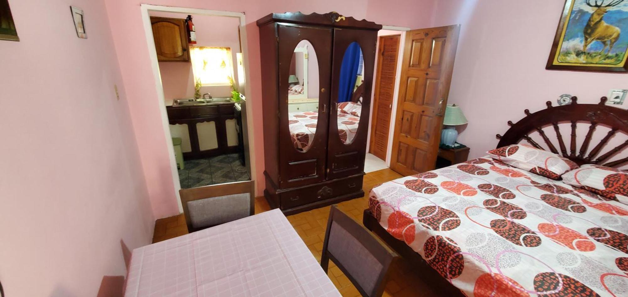 Little Shaw Park Guest House Ocho Rios Exteriör bild