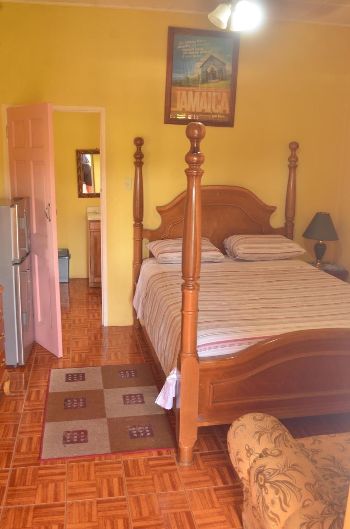 Little Shaw Park Guest House Ocho Rios Exteriör bild