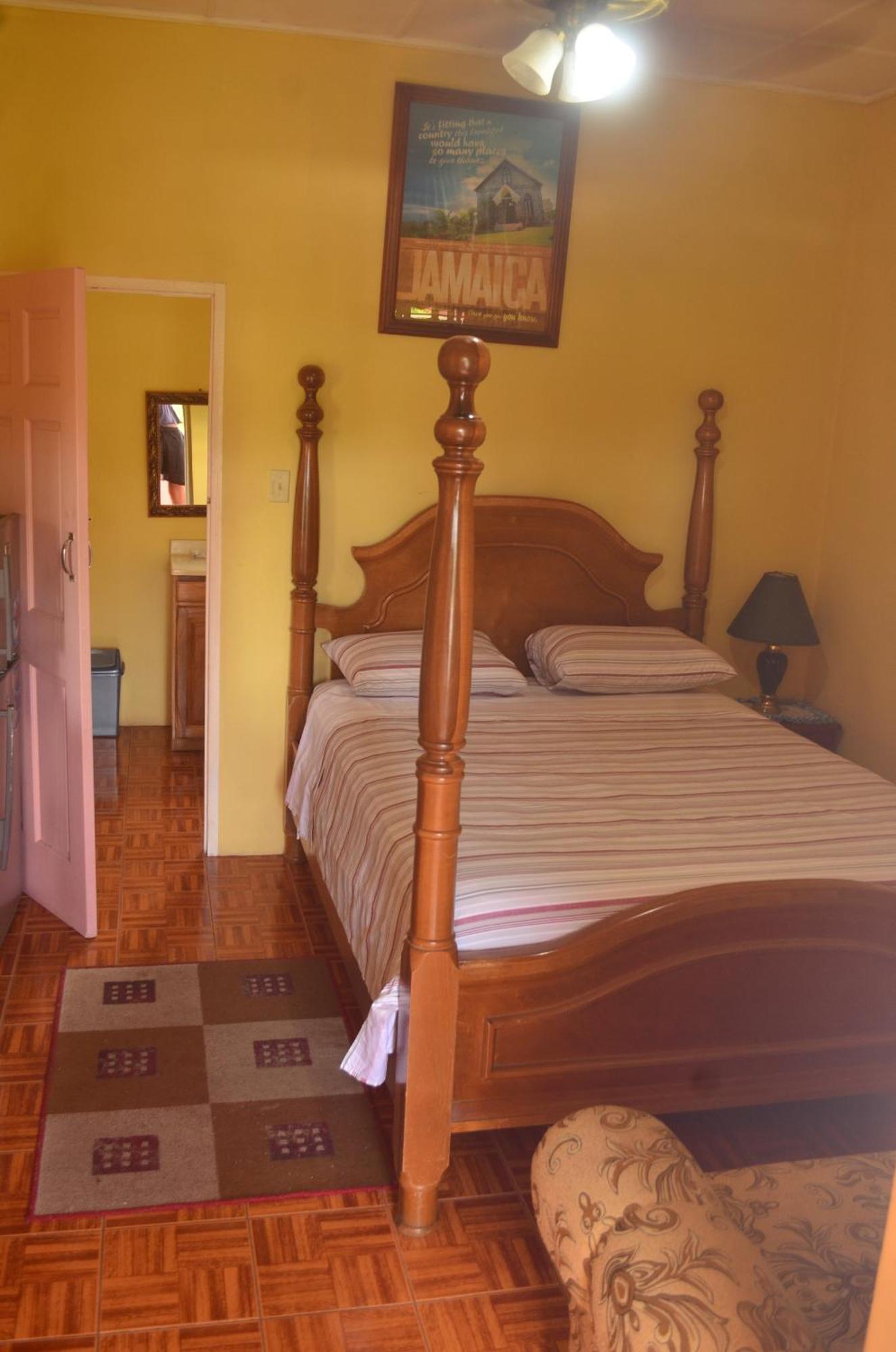 Little Shaw Park Guest House Ocho Rios Exteriör bild