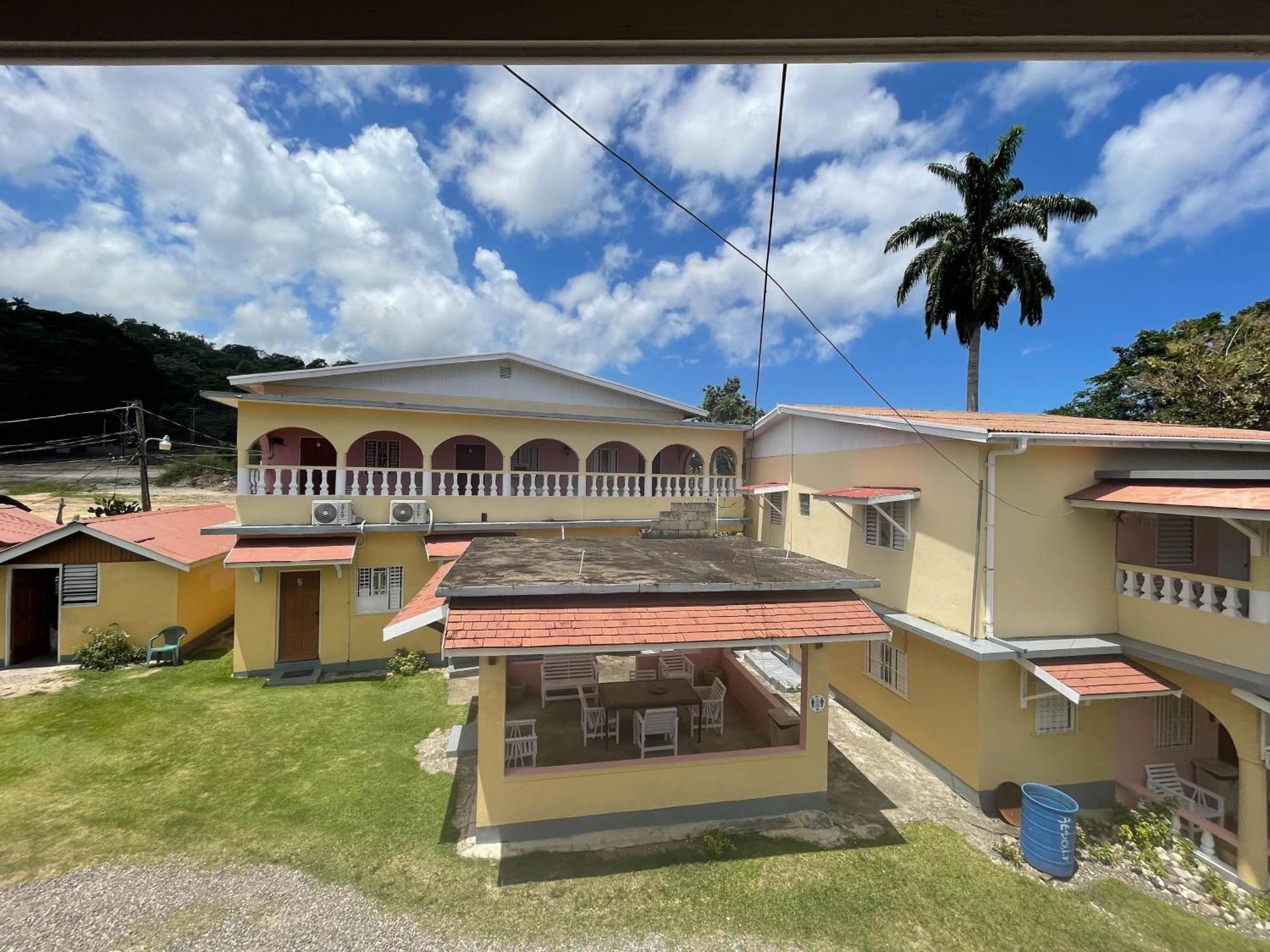 Little Shaw Park Guest House Ocho Rios Exteriör bild