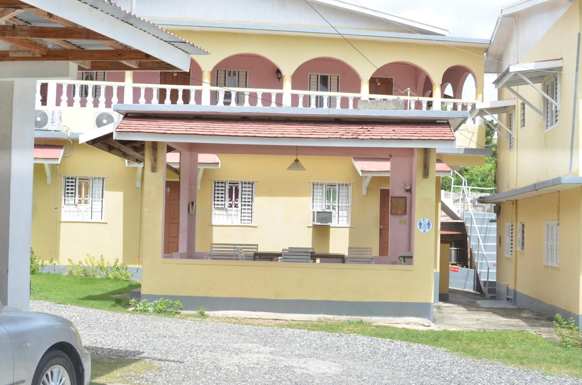 Little Shaw Park Guest House Ocho Rios Exteriör bild