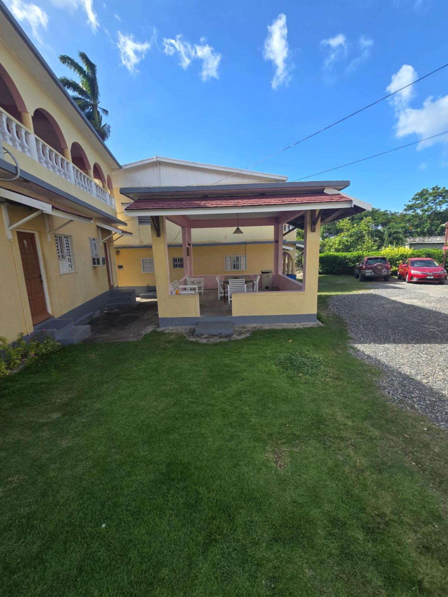 Little Shaw Park Guest House Ocho Rios Exteriör bild